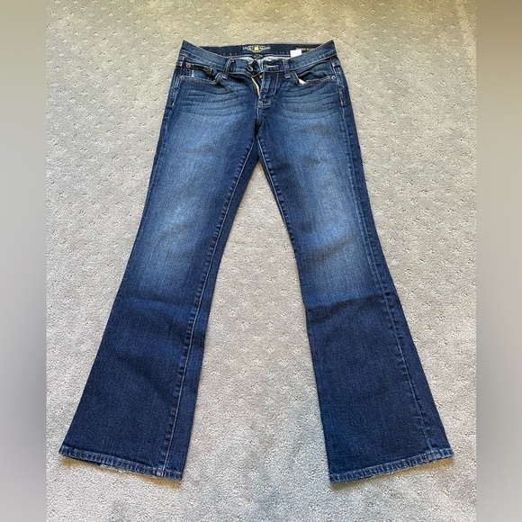 Lucky Brand Sweet n Low Boot Cut Jeans Dark Wash Size 27 - Picture 1 of 5